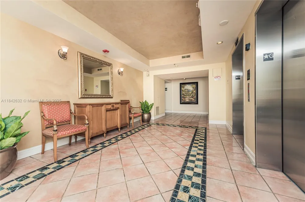 19801 E Country Club Dr #4303 Aventura, FL 33180