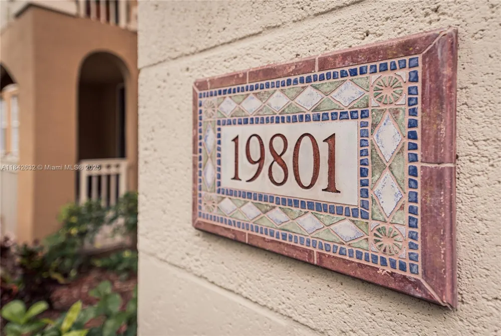 19801 E Country Club Dr #4303 Aventura, FL 33180