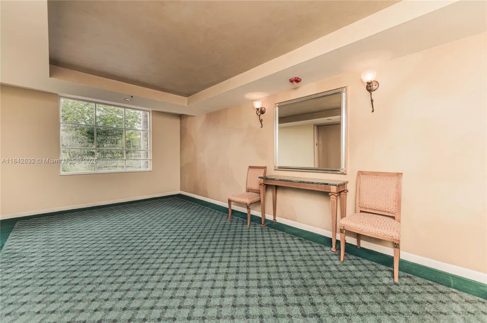 19801 E Country Club Dr #4303 Aventura, FL 33180
