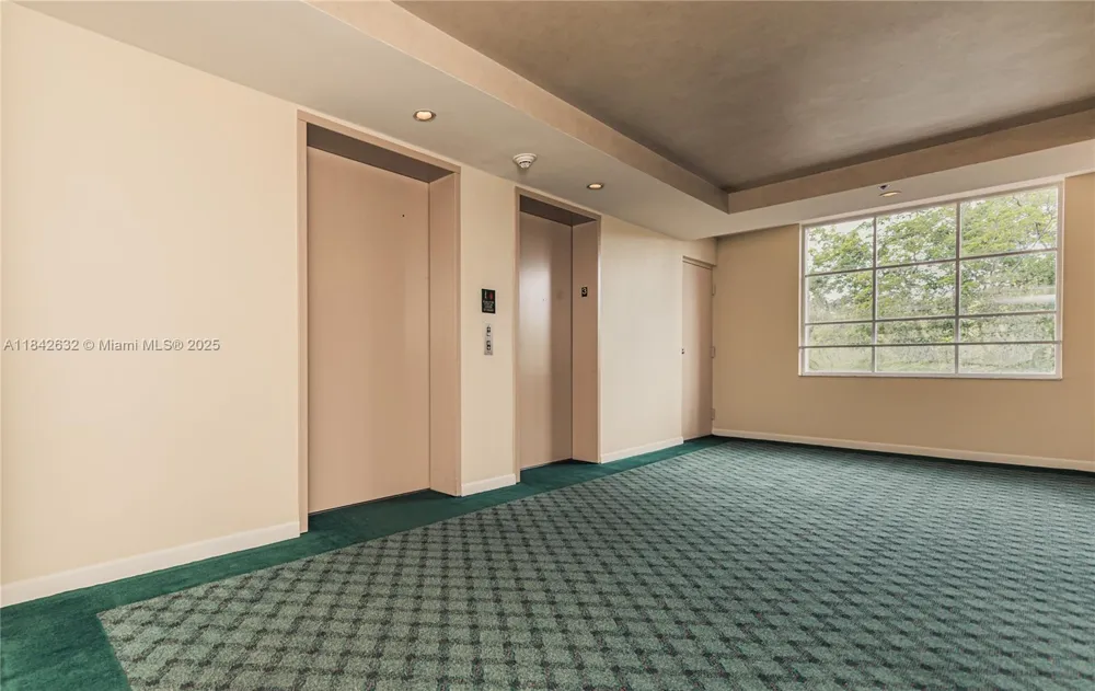 19801 E Country Club Dr #4303 Aventura, FL 33180