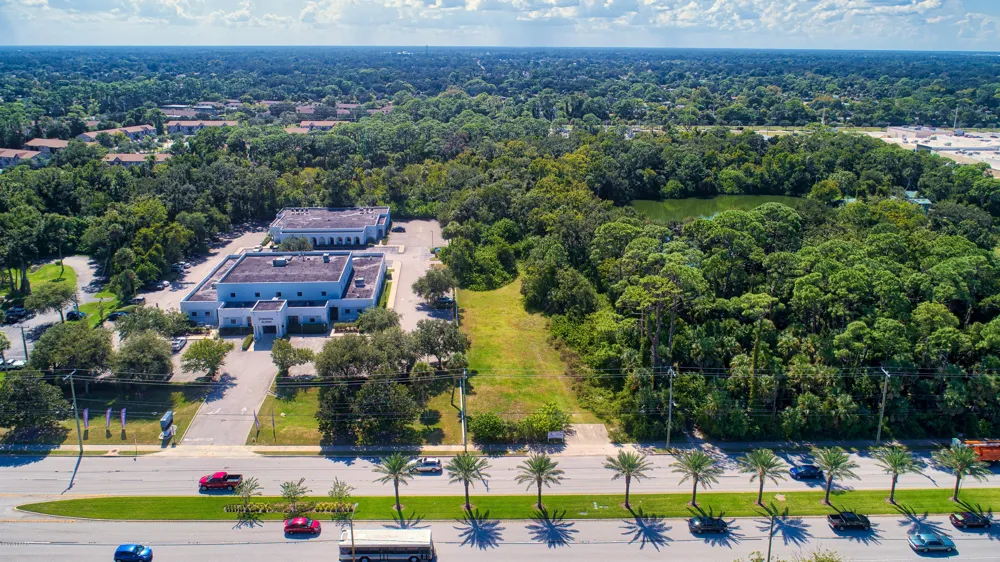 2538 S Ridgewood Avenue South Daytona, FL 32119