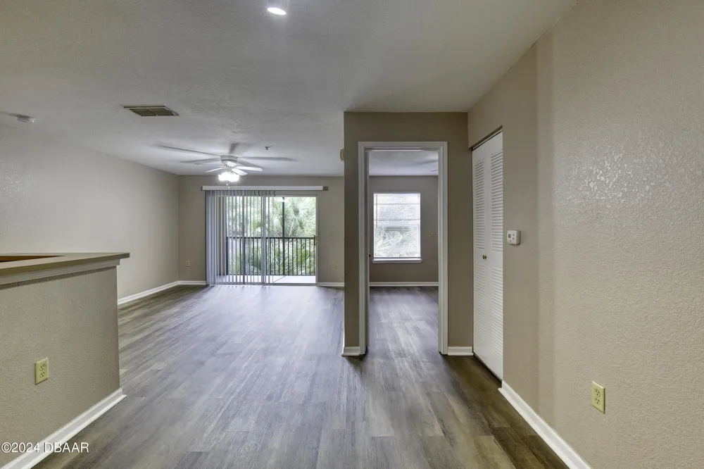 940 Village Trail #2-207 Port Orange, FL 32127