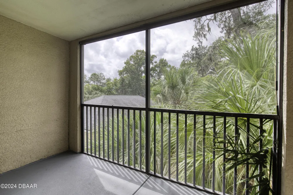 940 Village Trail #2-207 Port Orange, FL 32127
