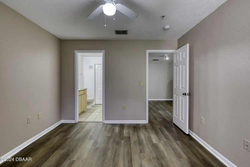 940 Village Trail #2-207 Port Orange, FL 32127