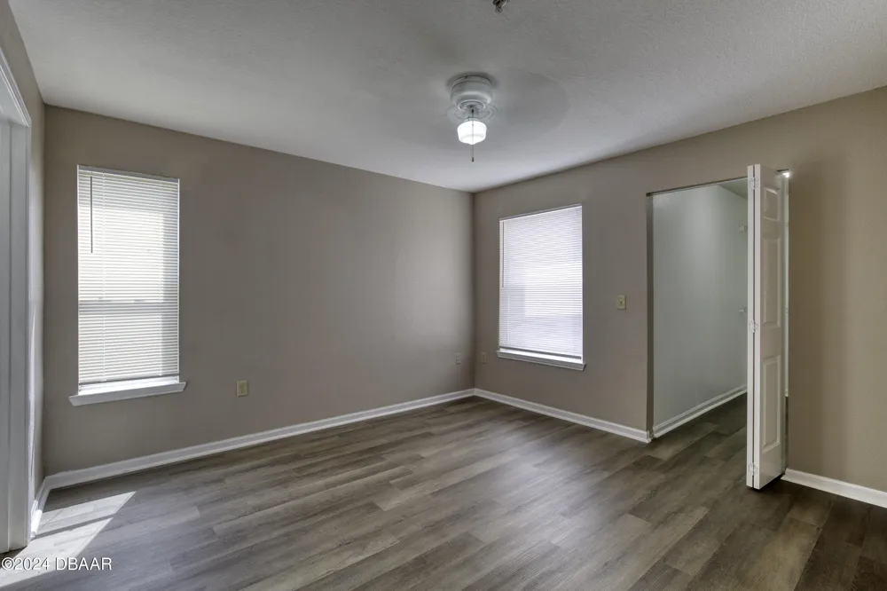 940 Village Trail #2-207 Port Orange, FL 32127
