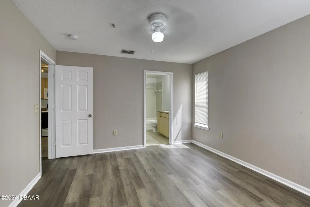 940 Village Trail #2-207 Port Orange, FL 32127