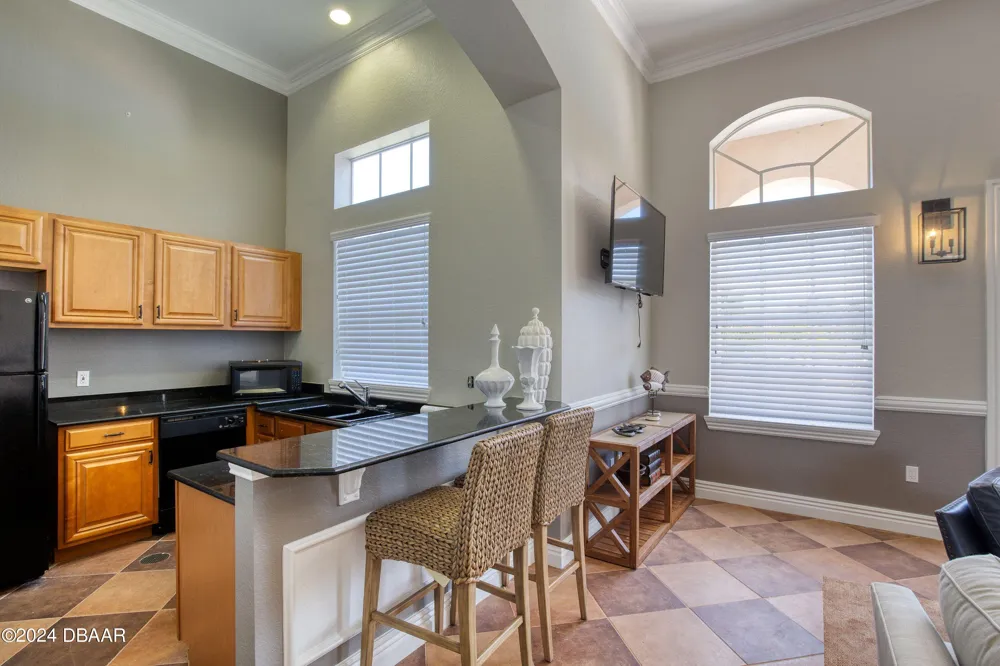 940 Village Trail #2-207 Port Orange, FL 32127