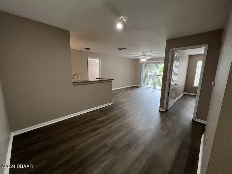940 Village Trail #2-207 Port Orange, FL 32127
