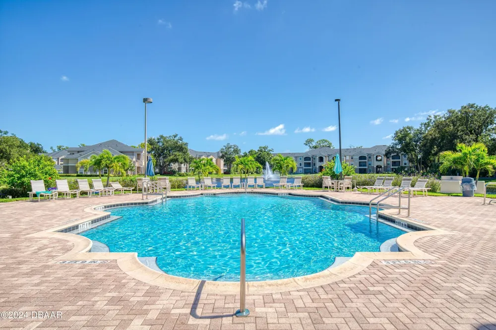 940 Village Trail #2-207 Port Orange, FL 32127