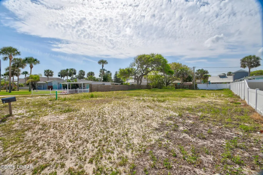 209 Normandy Avenue New Smyrna Beach, FL 32169