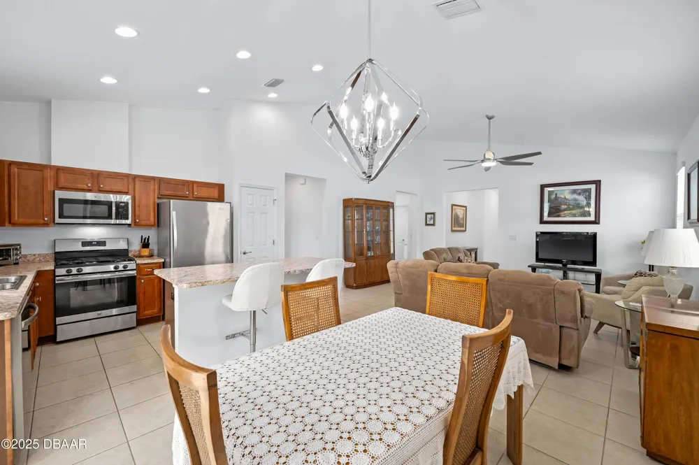 5610 NW 37th Lane Road ocala, FL 34482