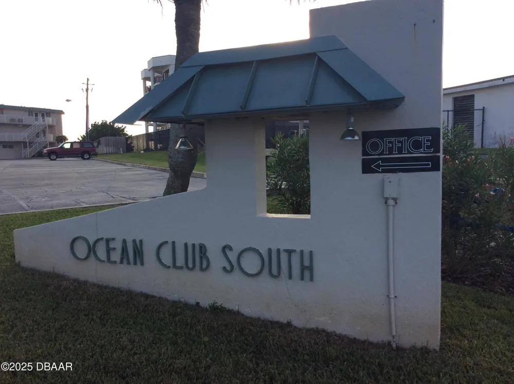 4849 Saxon #C105 New Smyrna Beach, FL 32169