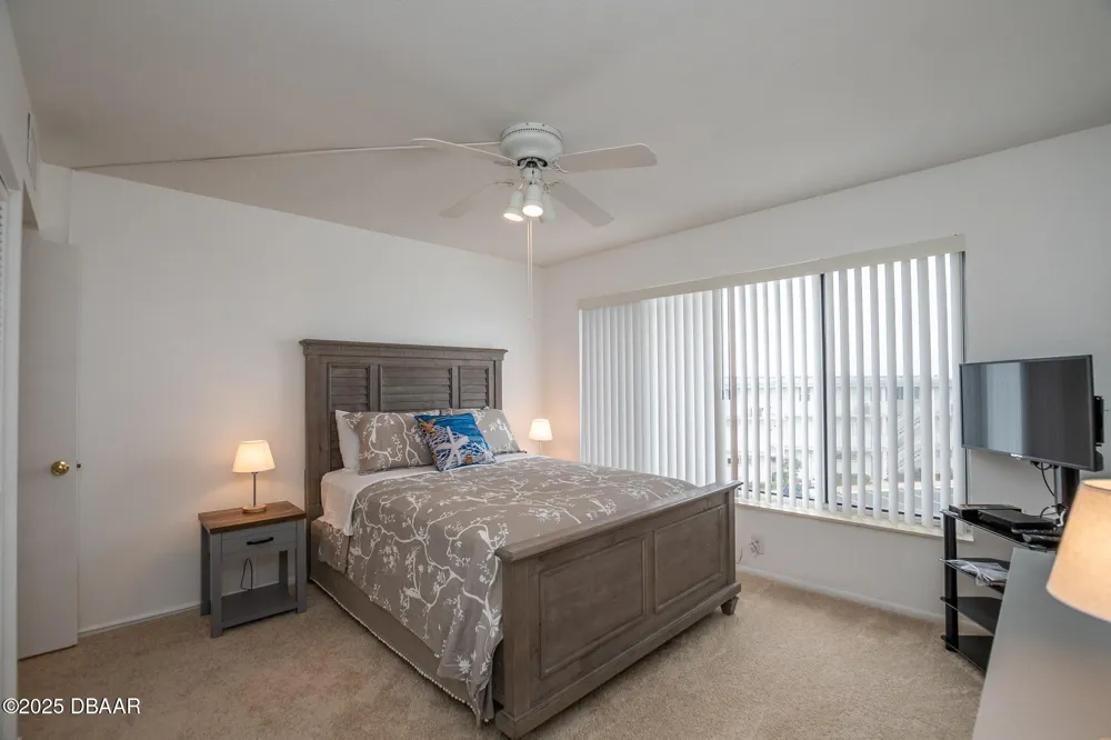 4849 saxon #C202 New Smyrna Beach, FL 32169
