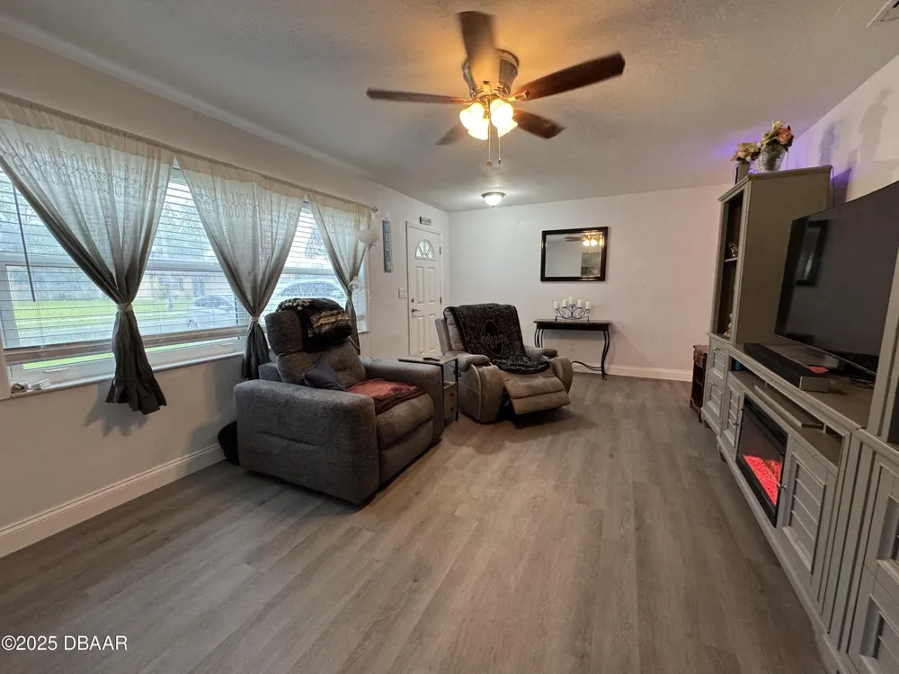 940 Boulder Drive South Daytona, FL 32119