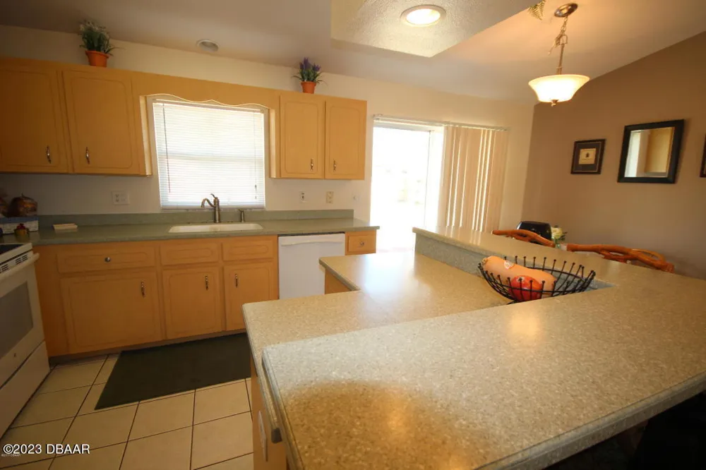 2621 India Palm Drive Edgewater, FL 32141