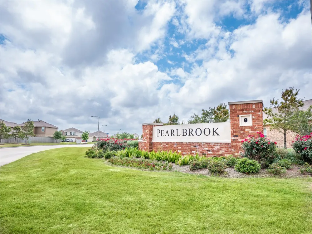 2612 Rose Quartz Drive Texas City, TX 77591