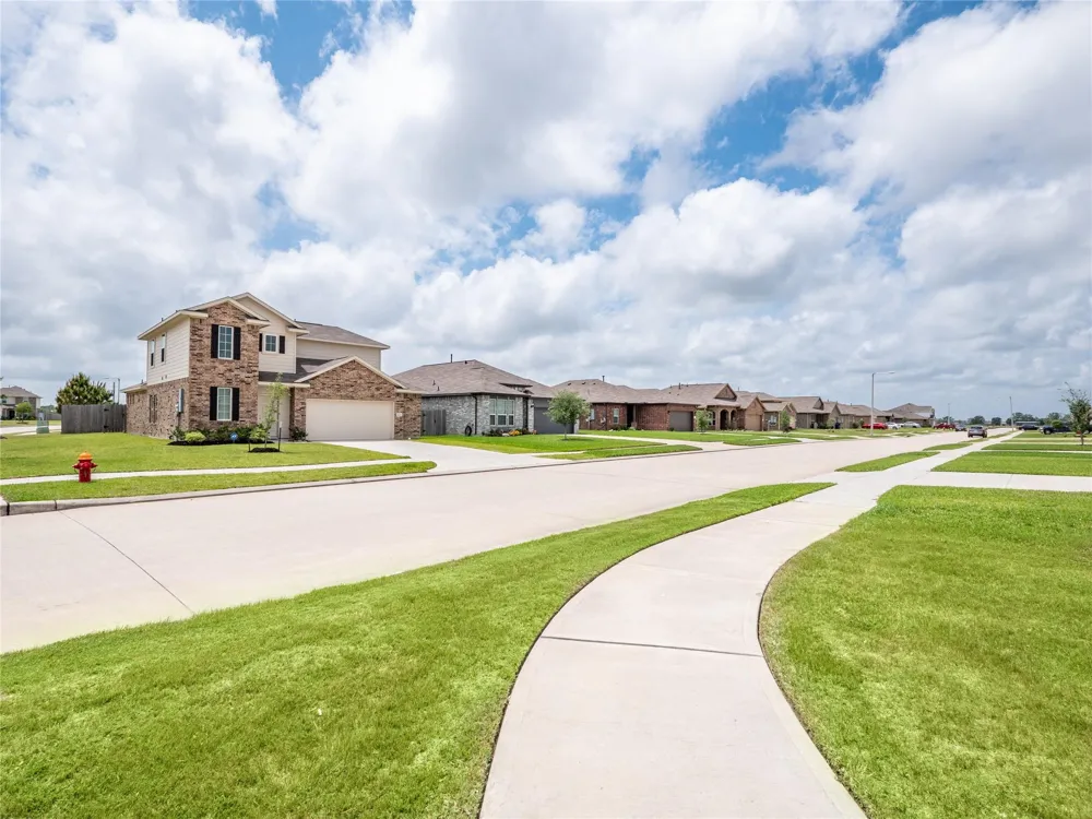 2612 Rose Quartz Drive Texas City, TX 77591