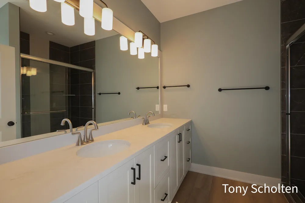5178 Blendon Meadow Circle #46 Hudsonville, MI 49426