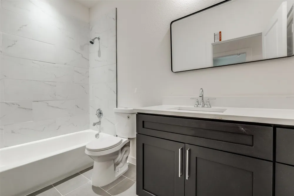 2418 Merlin Street Dallas, TX 75215