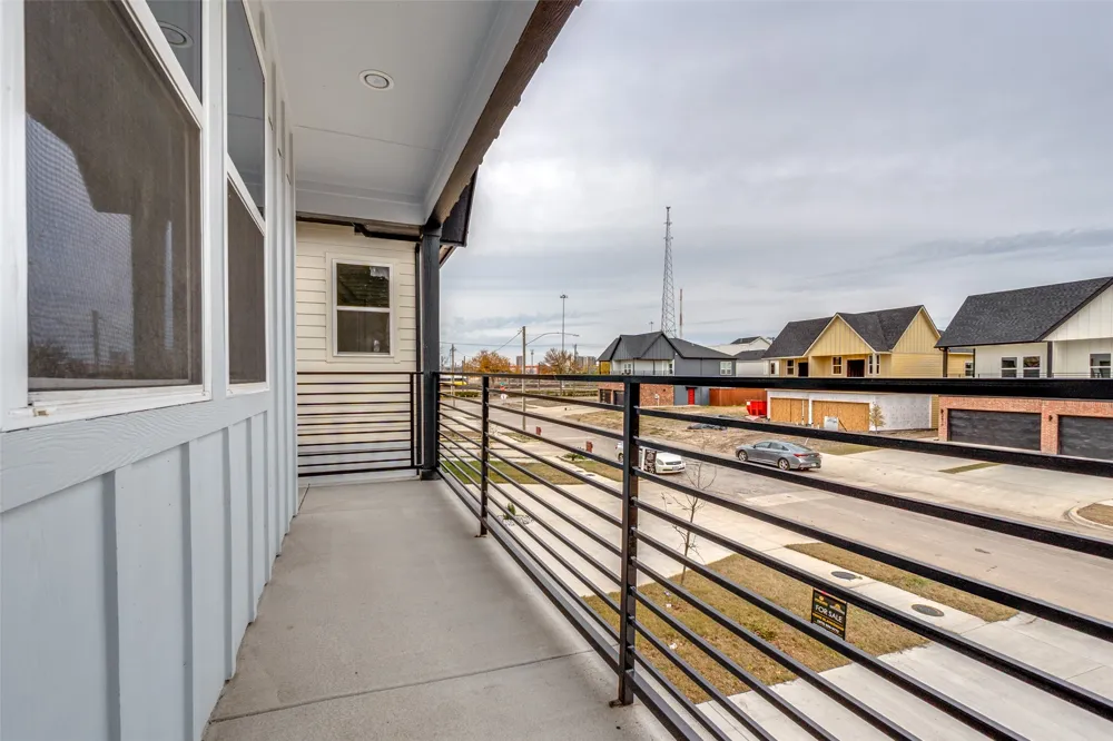 2418 Merlin Street Dallas, TX 75215