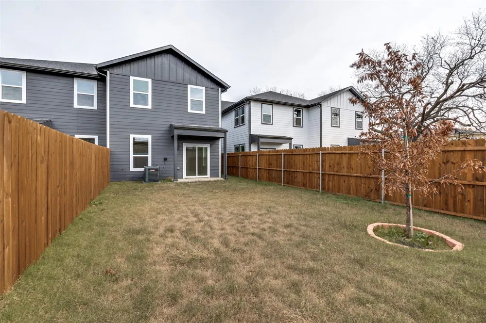 2418 Merlin Street Dallas, TX 75215