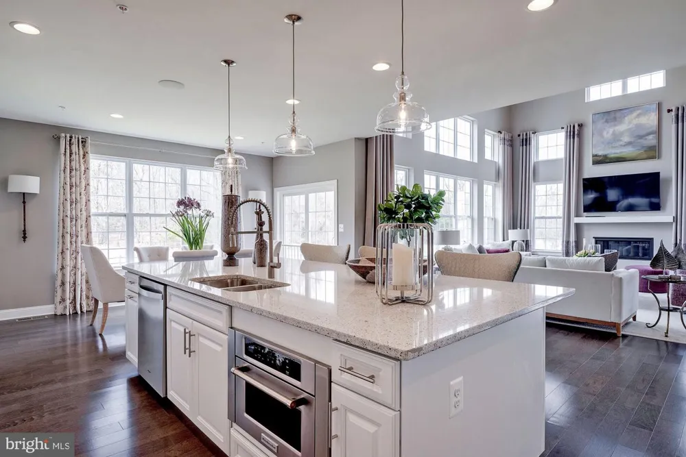 8432 STEVENSON ROAD Pikesville, MD 21208