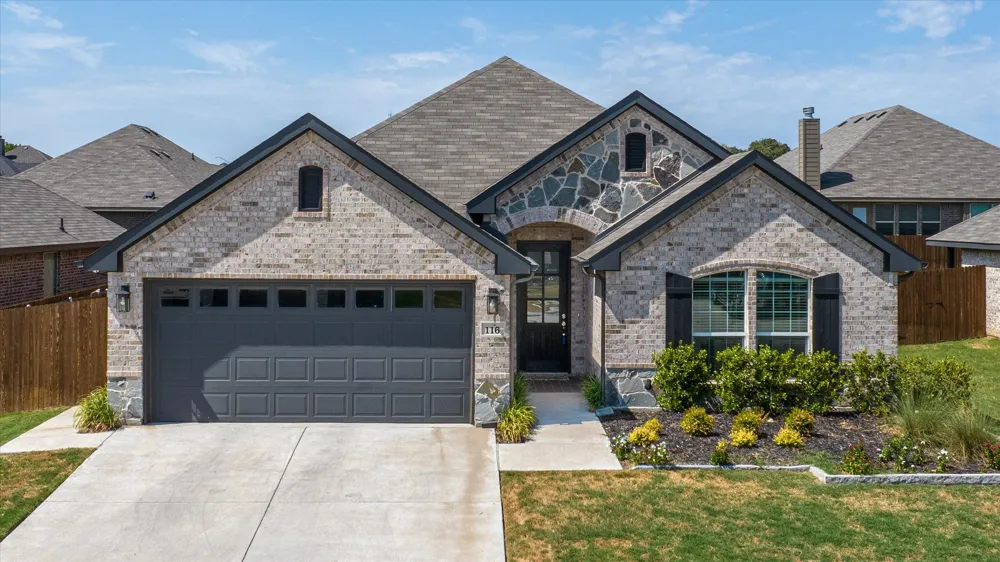 116 Cadyn Drive Keene, TX 76059