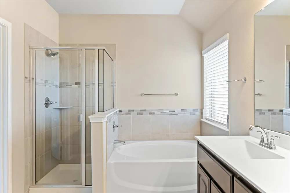 529 Lela Circle Keene, TX 76059