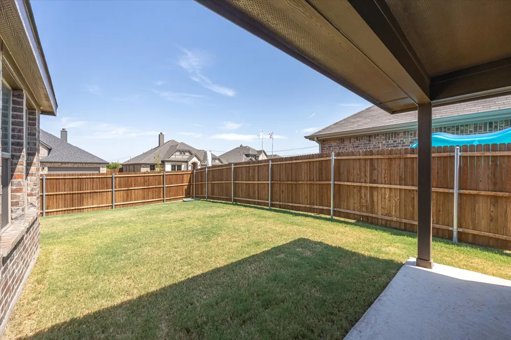 529 Lela Circle Keene, TX 76059