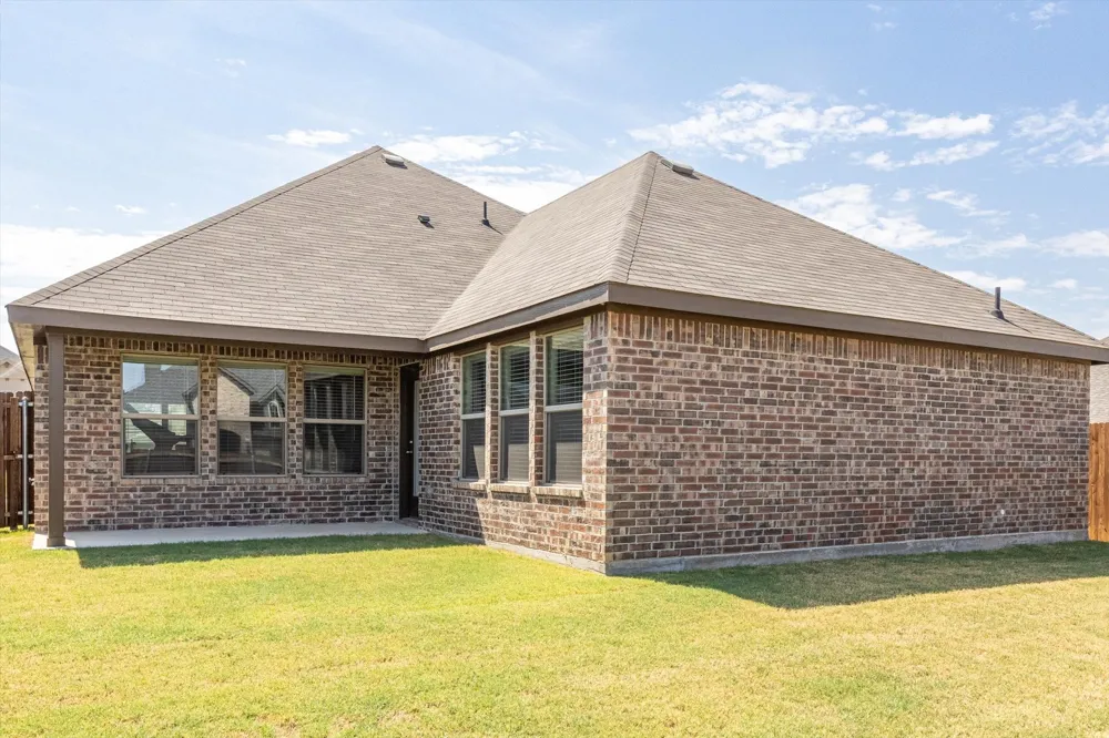 529 Lela Circle Keene, TX 76059