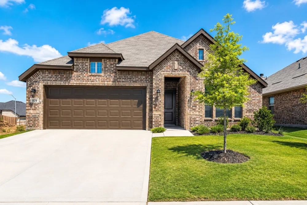 529 Lela Circle Keene, TX 76059