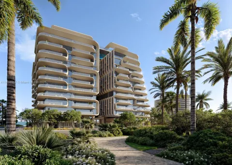 8777 Collins Avenue #604
