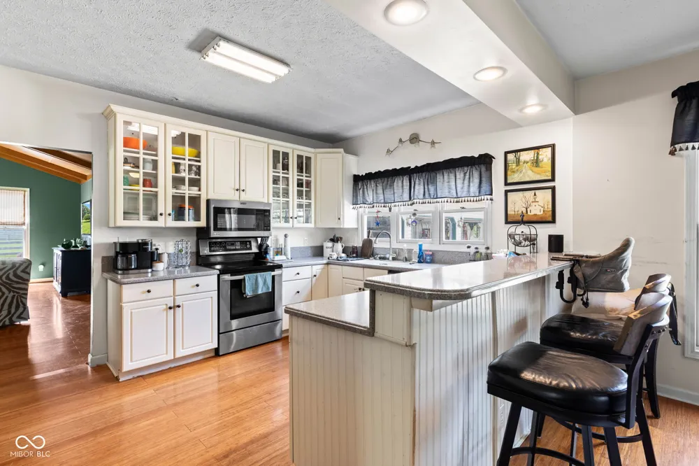 5479 S 200 E Anderson, IN 46017