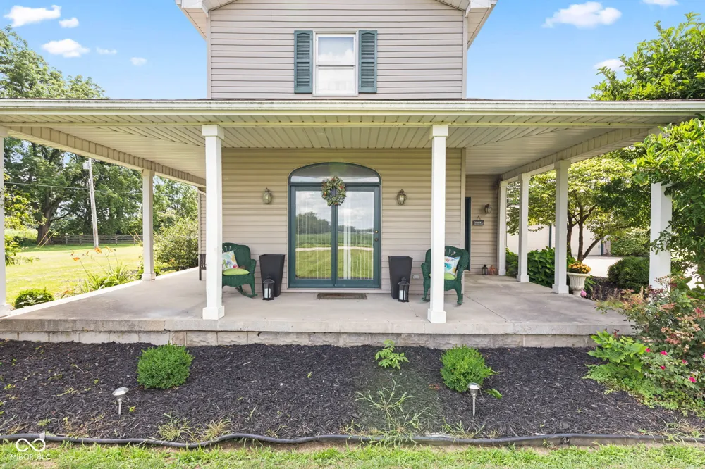 5479 S 200 E Anderson, IN 46017