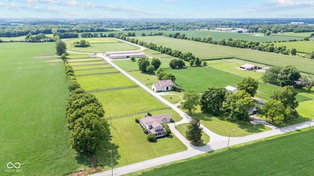 5479 S 200 E Anderson, IN 46017