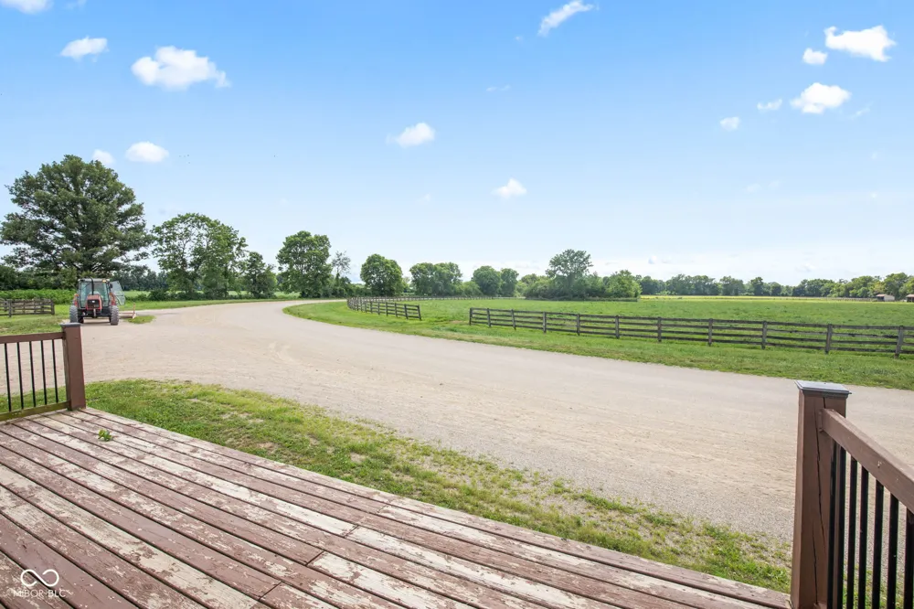 5479 S 200 E Anderson, IN 46017