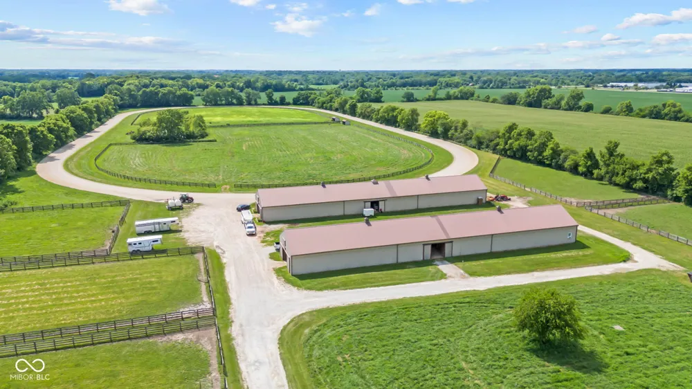 5479 S 200 E Anderson, IN 46017