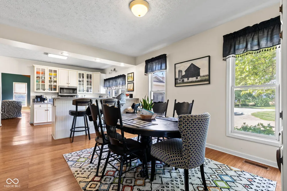 5479 S 200 E Anderson, IN 46017