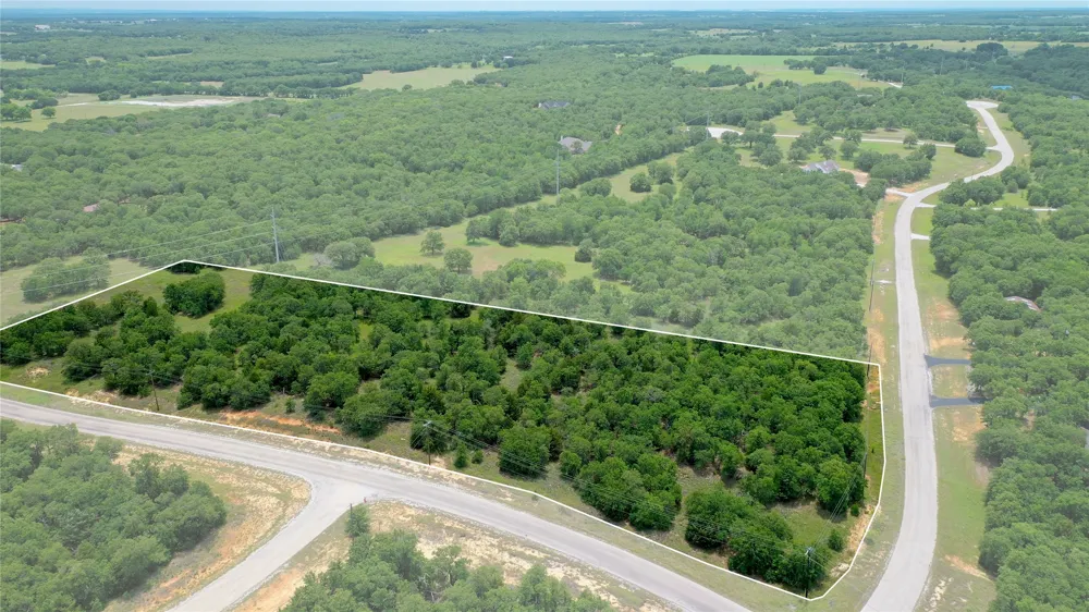 169 Post Oak Cove Sunset, TX 76270