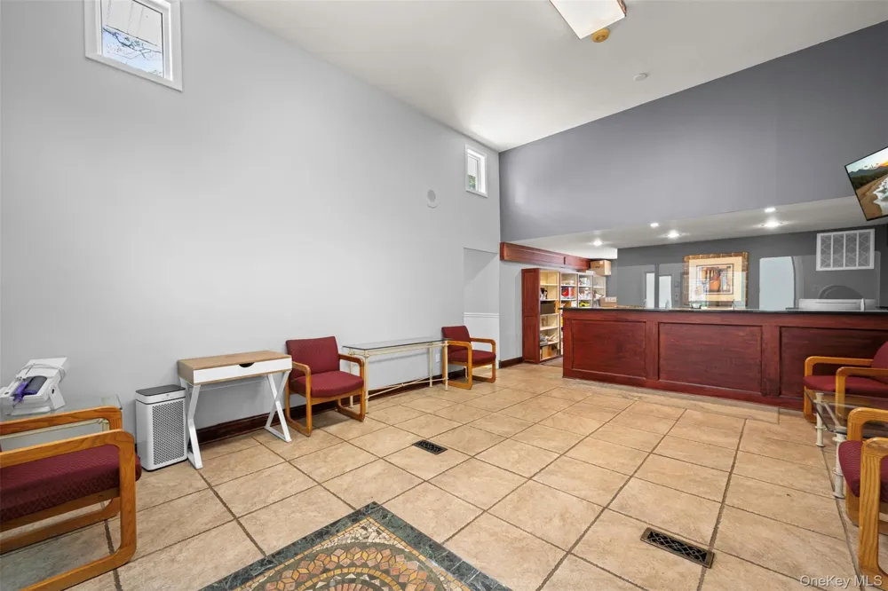 10 Hunter Avenue Miller Place, NY 11764