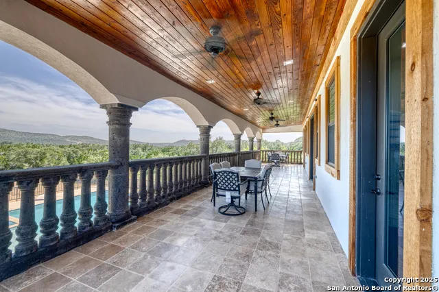 1747 Mountain Valley Concan, TX 78838