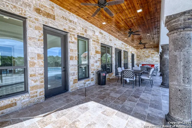 1747 Mountain Valley Concan, TX 78838