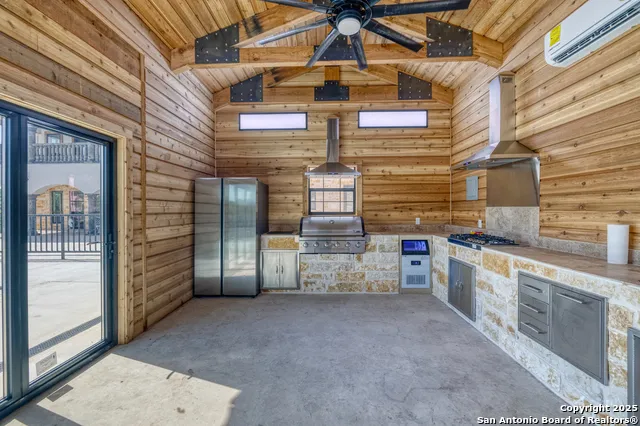 1747 Mountain Valley Concan, TX 78838