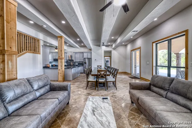 1747 Mountain Valley Concan, TX 78838