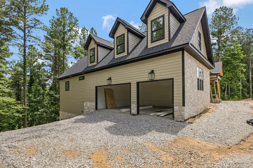 3741 Split Rail Way Guild, TN 37340