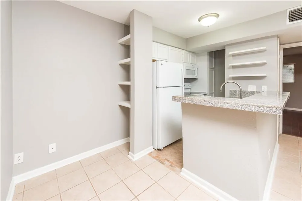3018 1st Street #109 Austin, TX 78704