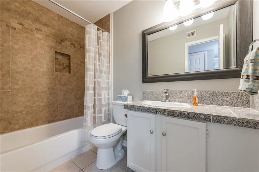 3018 1st Street #109 Austin, TX 78704