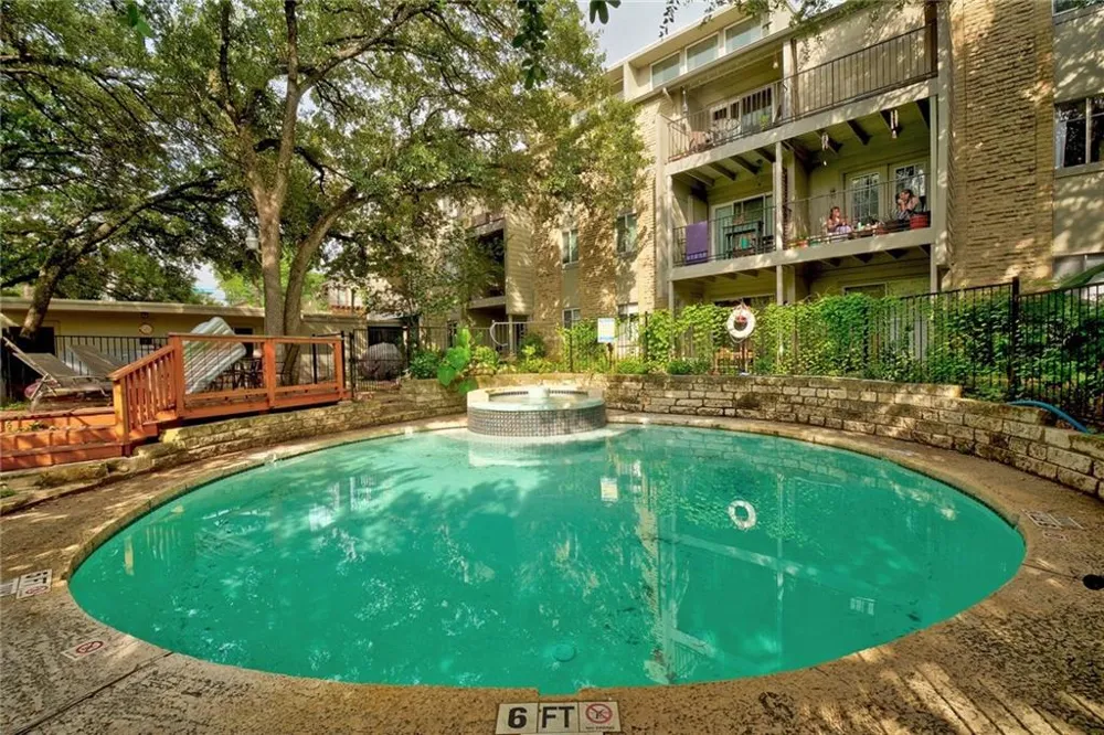 3018 1st Street #109 Austin, TX 78704