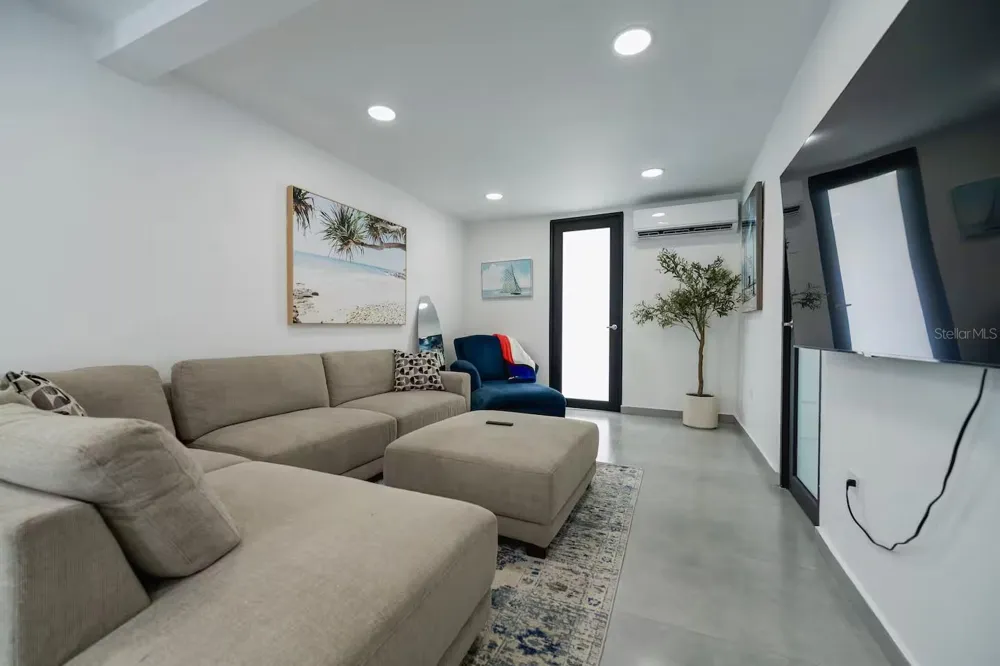 149 CALLE DELBREY San Juan, PR 00911