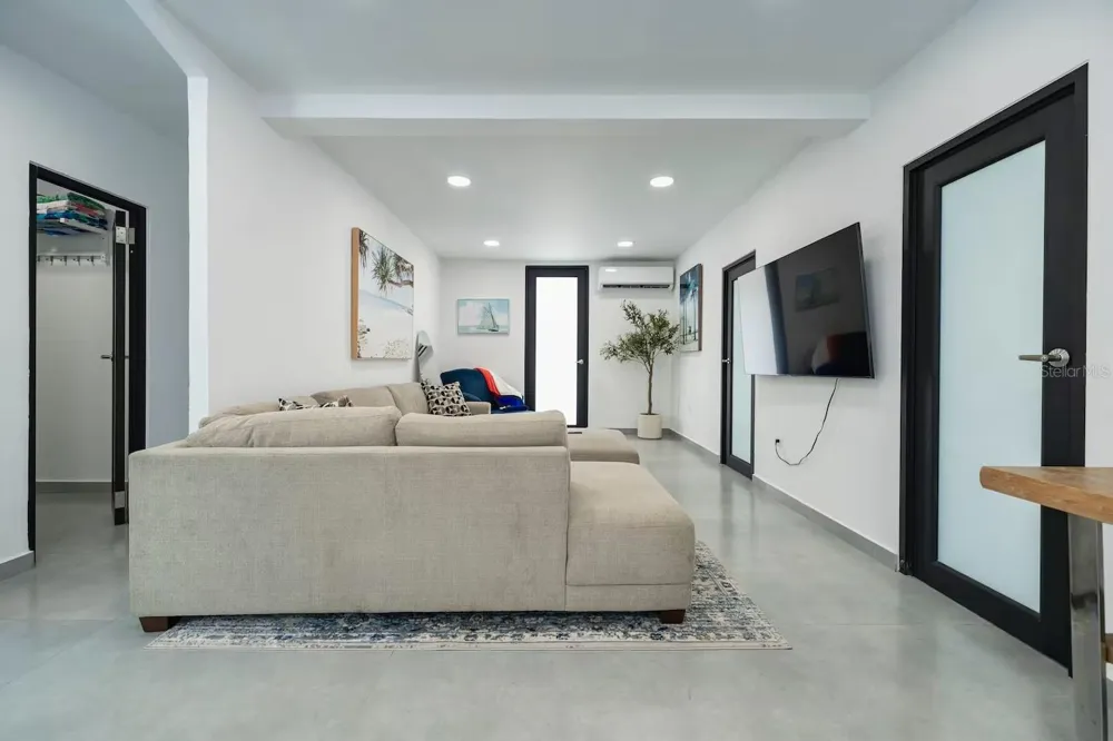 149 CALLE DELBREY San Juan, PR 00911